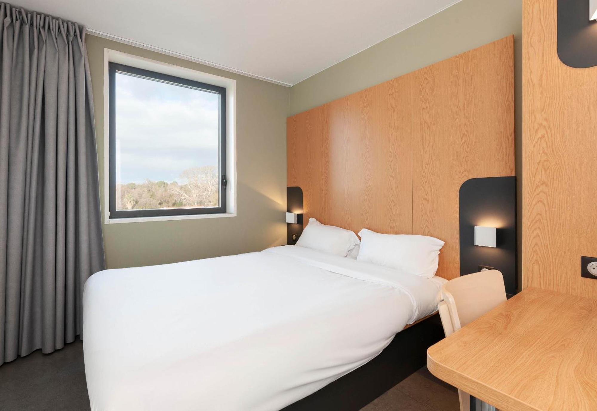 Hotel Bayonne 2*